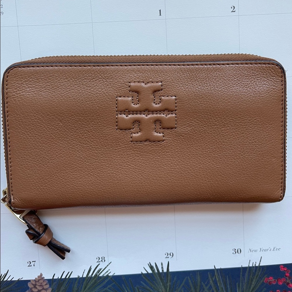 Tory Burch Authentic Bombe T Wallet